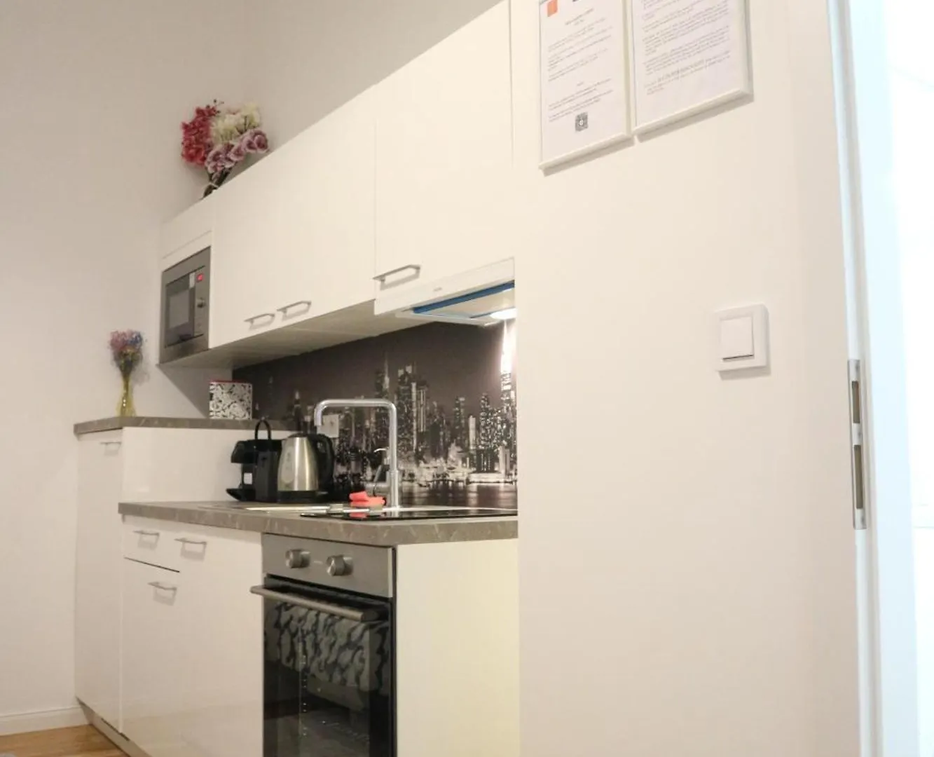 New Apartment 50M Charles Square 布拉格
